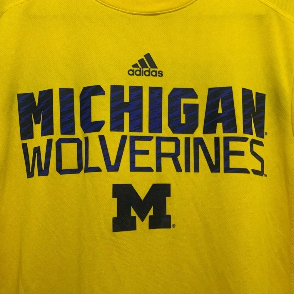 University of Michigan Wolverines Adidas Climalite Shirt Size Small